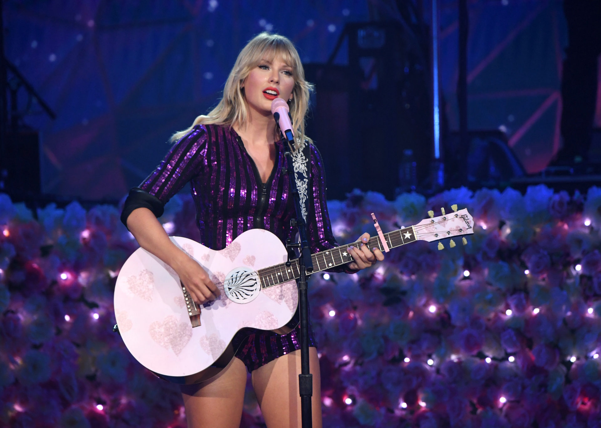 Heardle is available in renditions by Muse, Paramore, and Taylor Swift